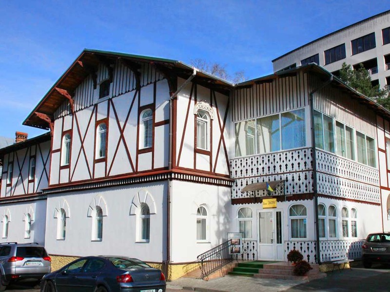 Вілла Вікторія Трускавець відпочинок гостей біля курортного парку