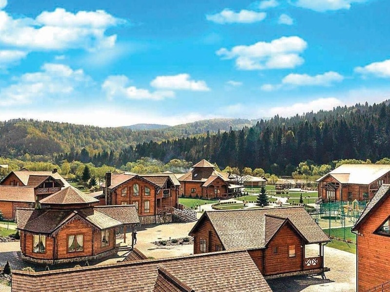 Відпочинок у SPA-комплексі готелю Таор Карпати в Карпатах SPA та басейн у готелі Таор Карпати Східниця